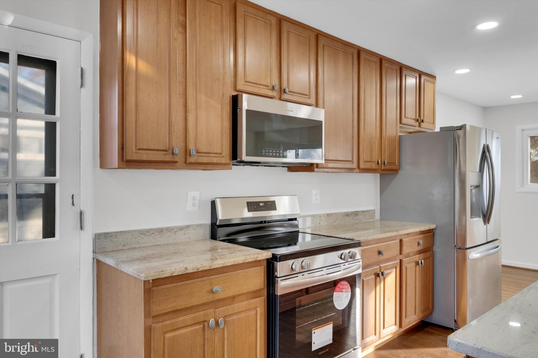 WHITFIELD WOODS - Residential Lease