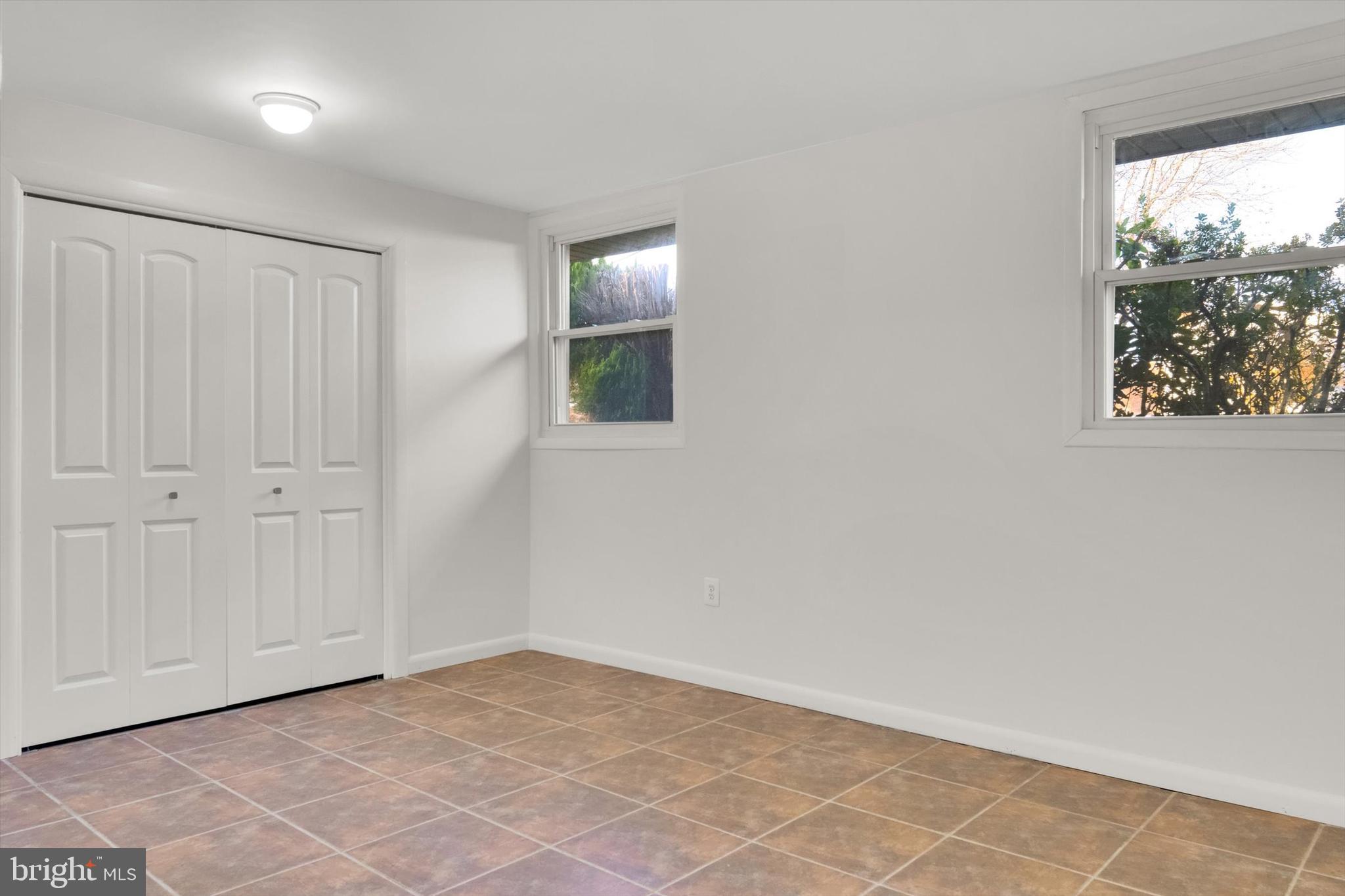 WHITFIELD WOODS - Residential Lease