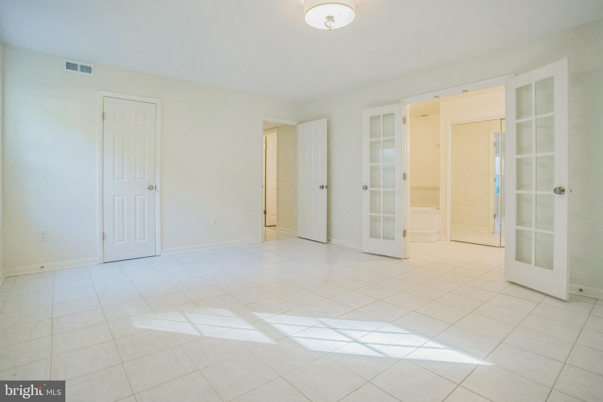 CROFTON PARK - Residential Lease