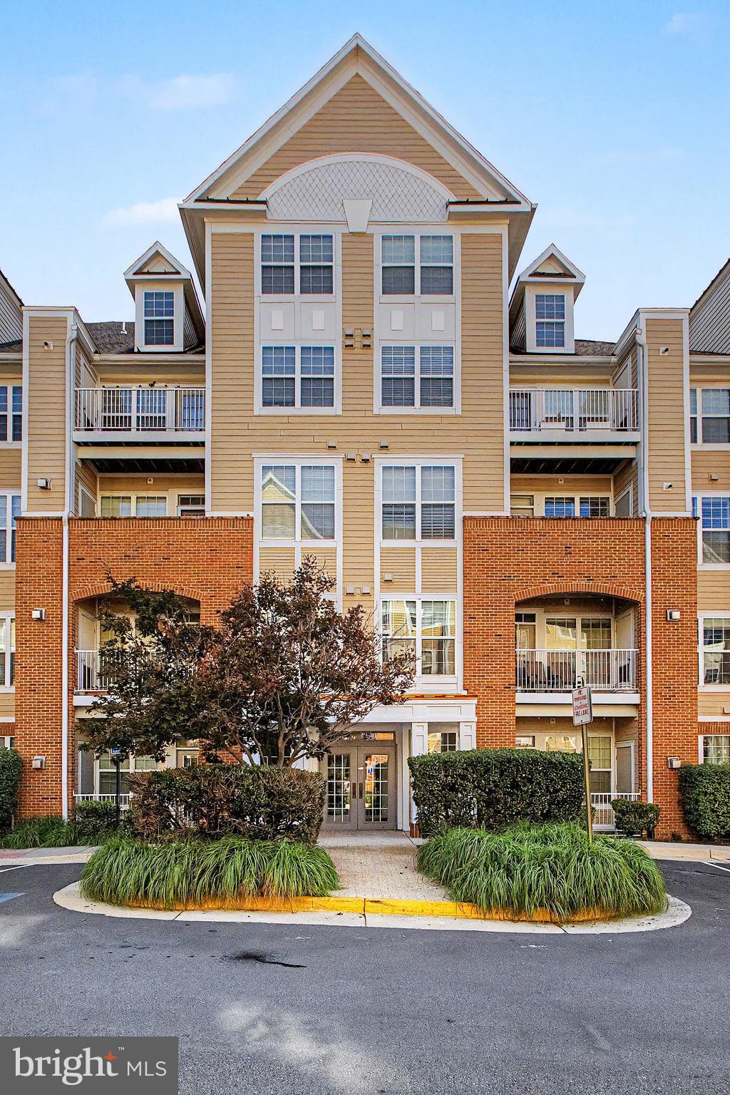 2711 BELLFOREST COURT 305