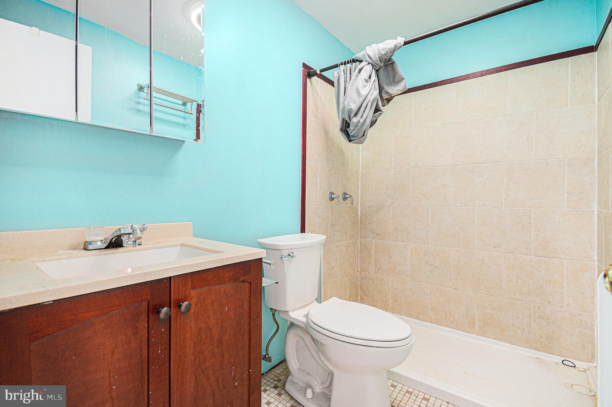 DALE CITY - Residential