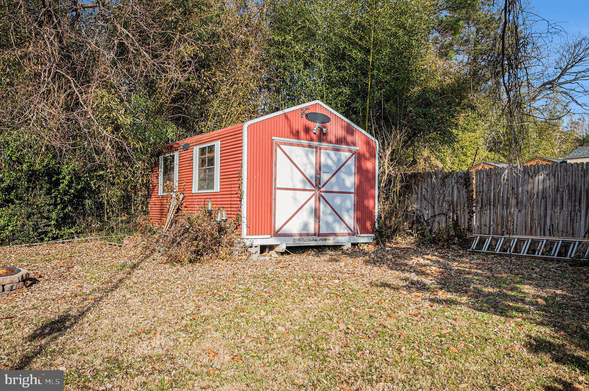 DALE CITY - Residential