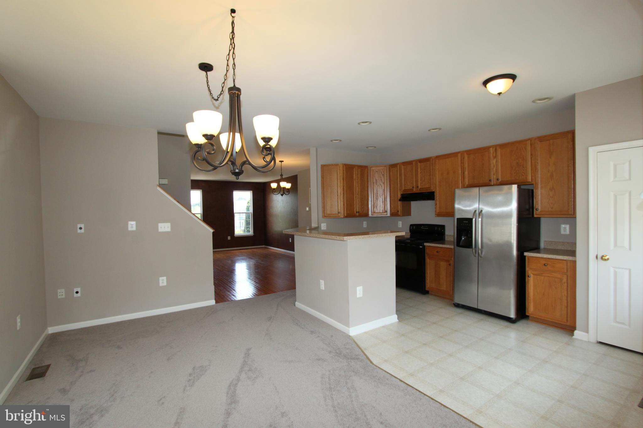 HUNTFIELD - Residential Lease