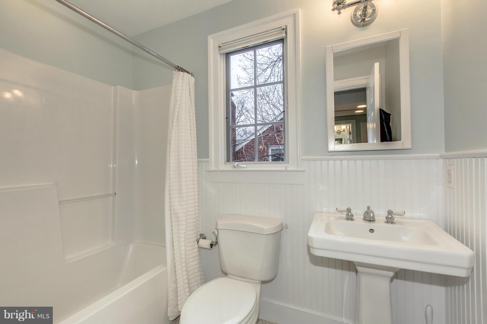 ASHTON HEIGHTS - Residential