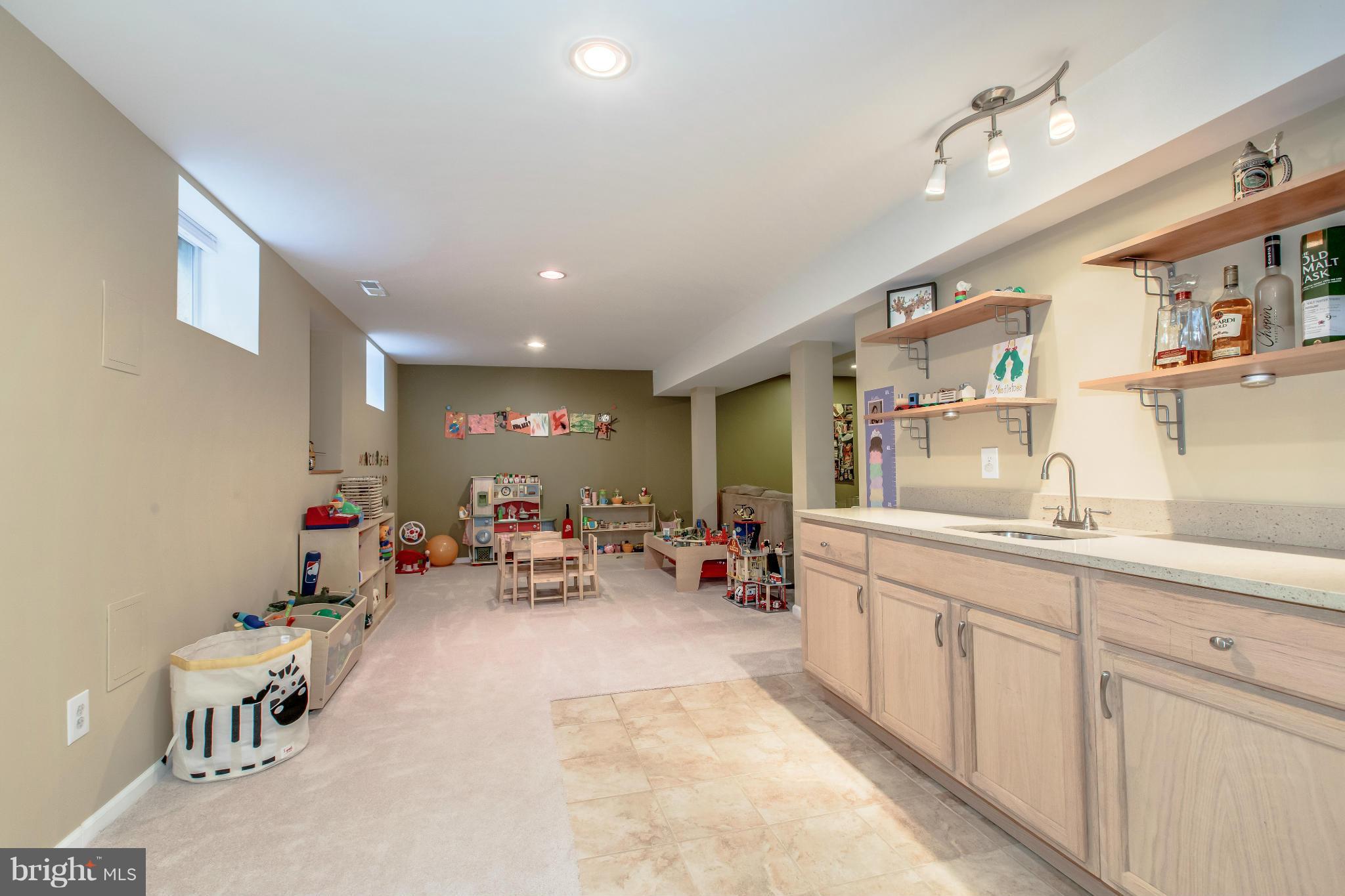 ASHTON HEIGHTS - Residential