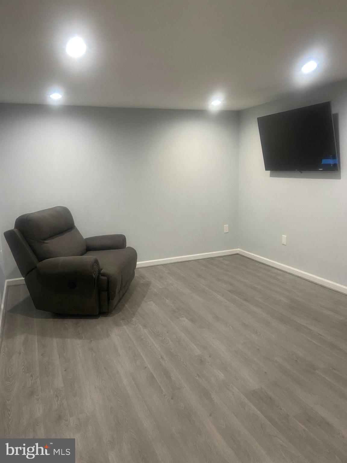 THE RIDINGS - Residential