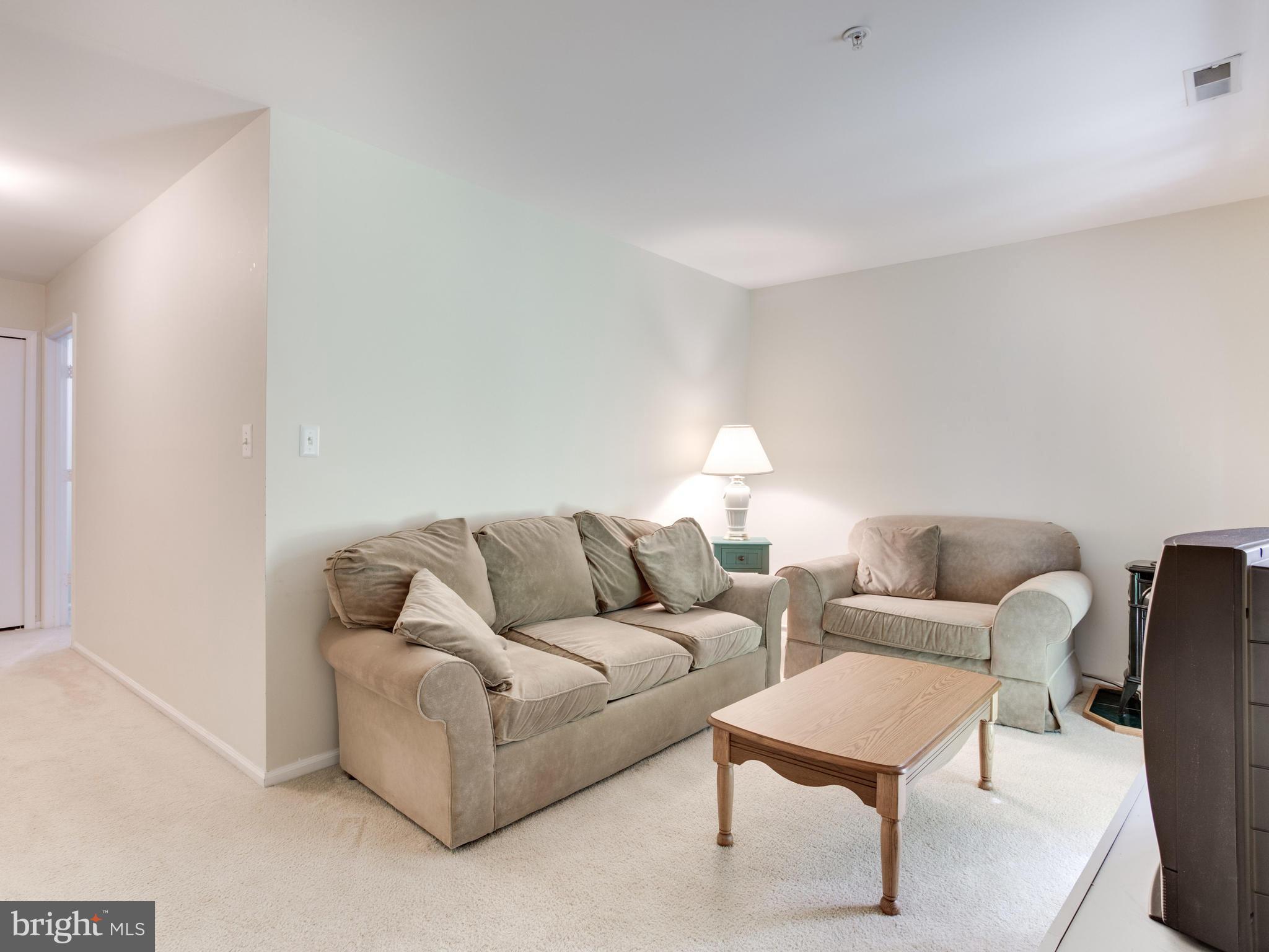 KINGS POINT - Residential