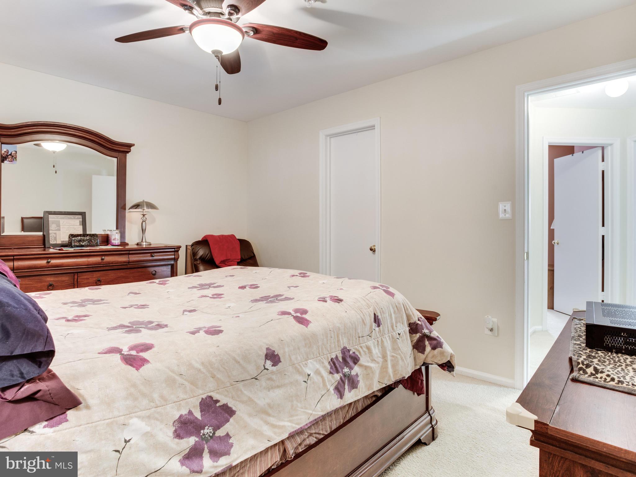 KINGS POINT - Residential