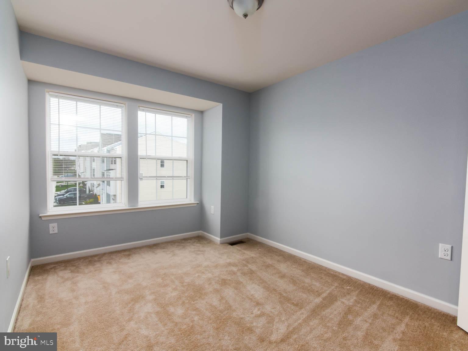 RIVERSIDE VILLAGES - Residential