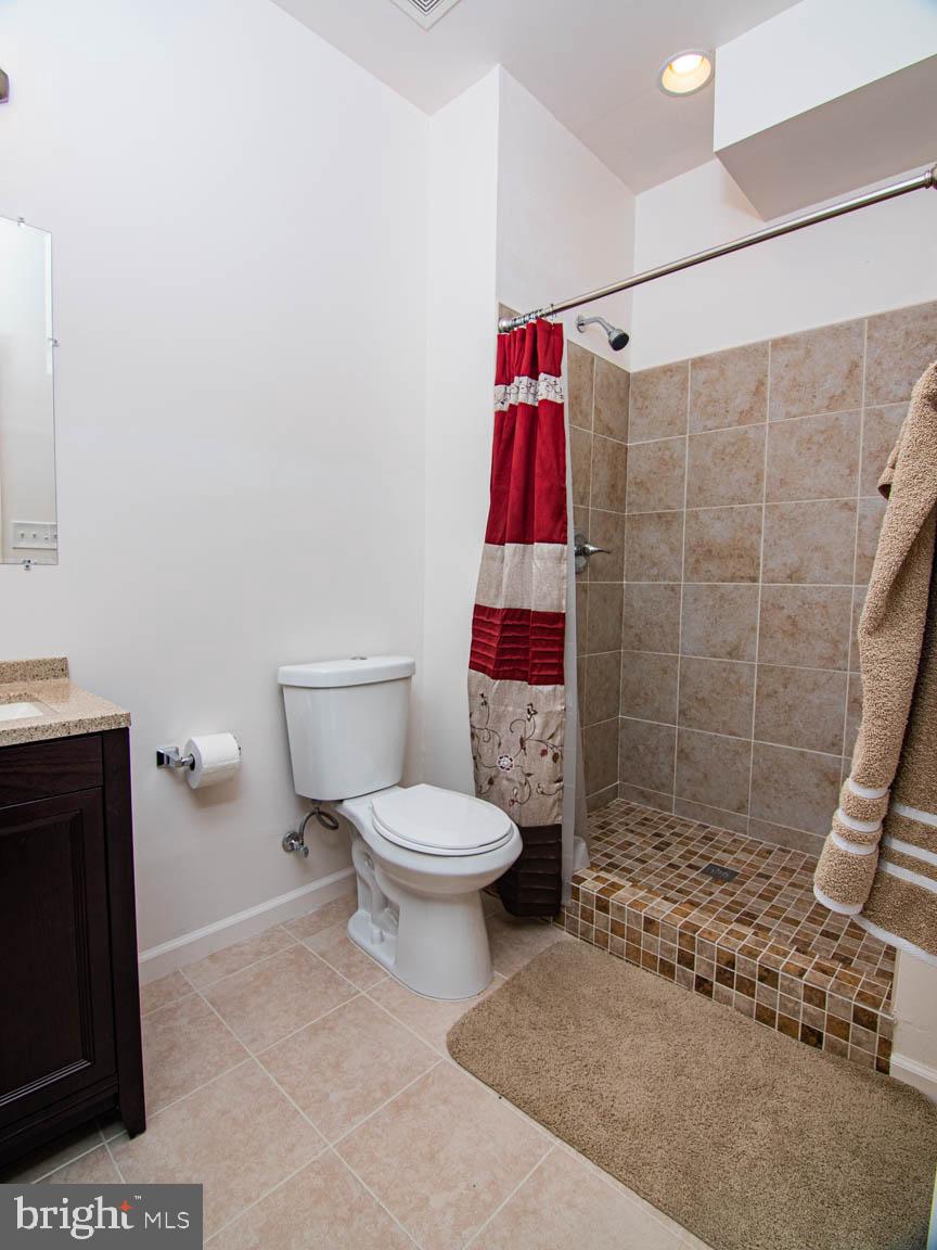 RIVERSIDE VILLAGES - Residential