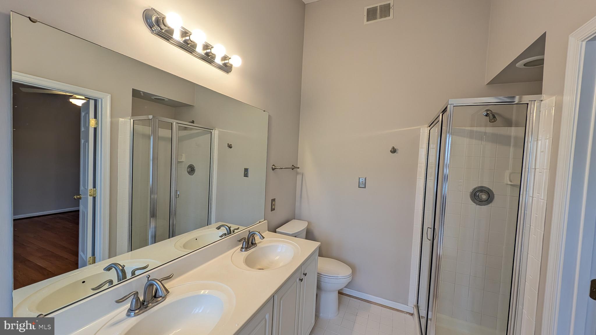 TRAVILAH CREST - Residential