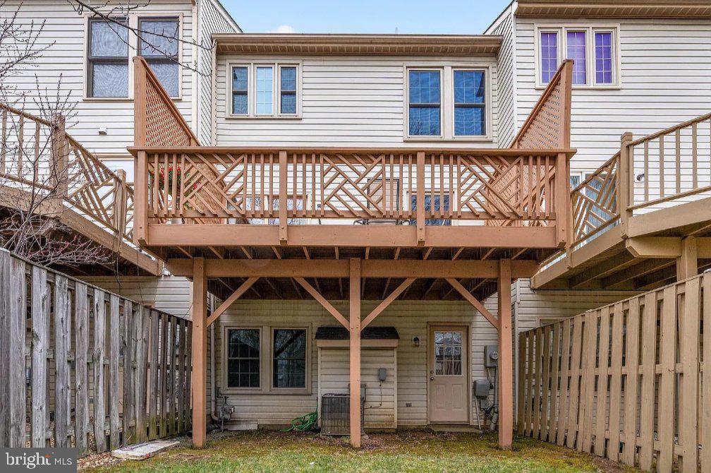 TRAVILAH CREST - Residential