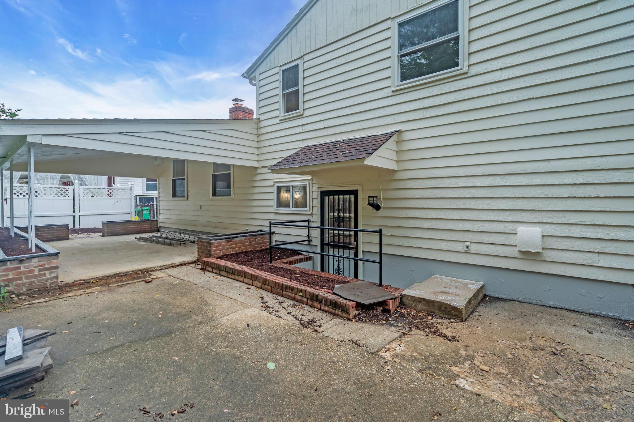 RIVER RIDGE ESTATES - Residential