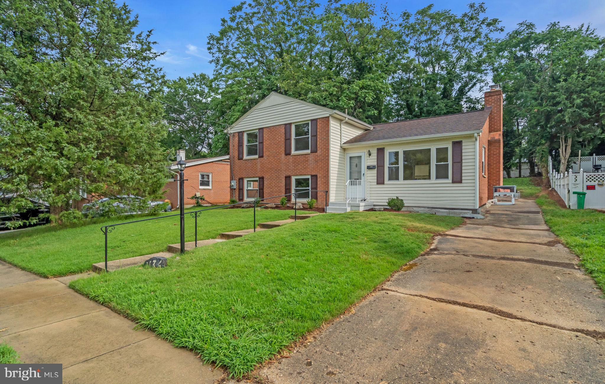 RIVER RIDGE ESTATES - Residential
