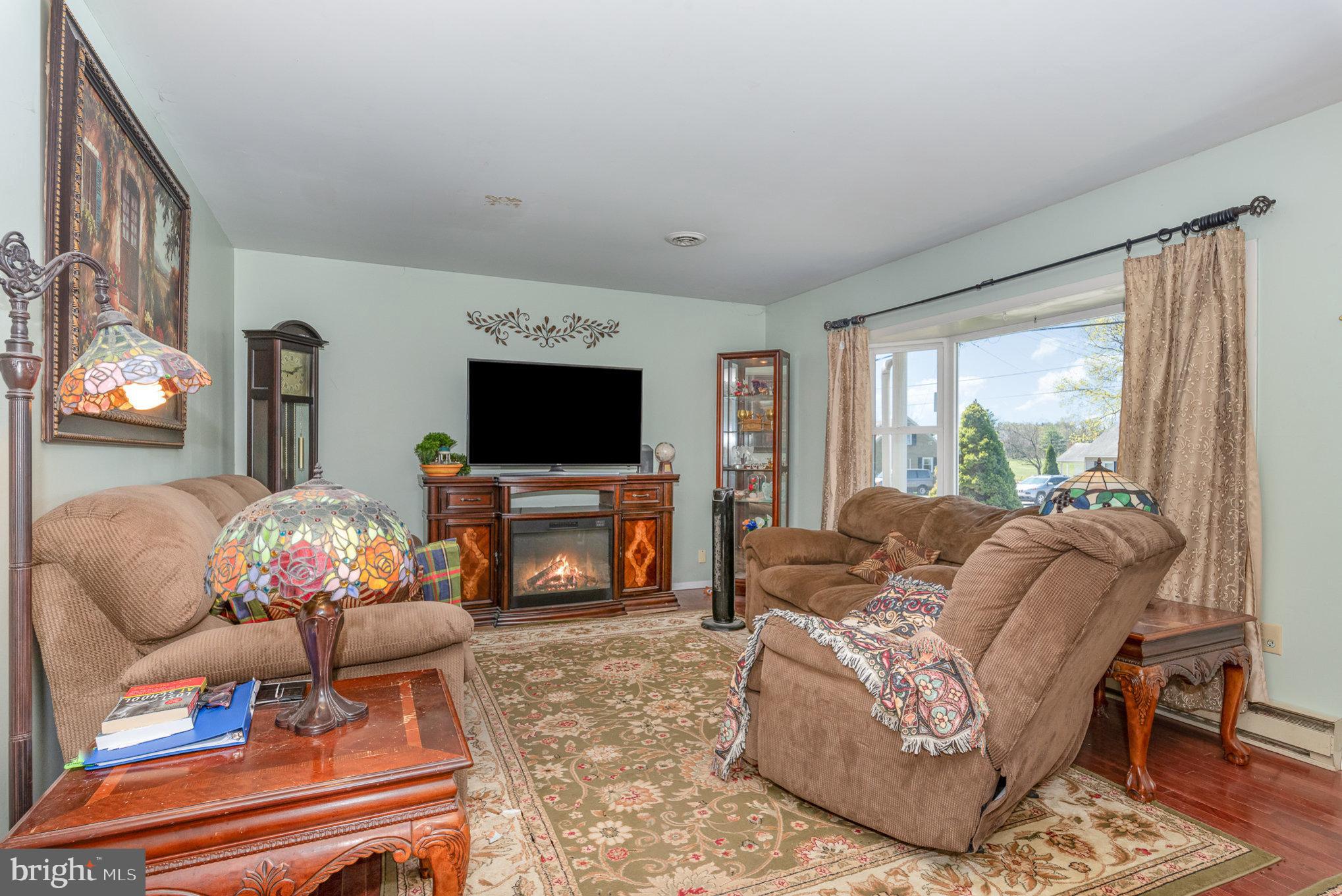 DILLSBURG BORO - Residential