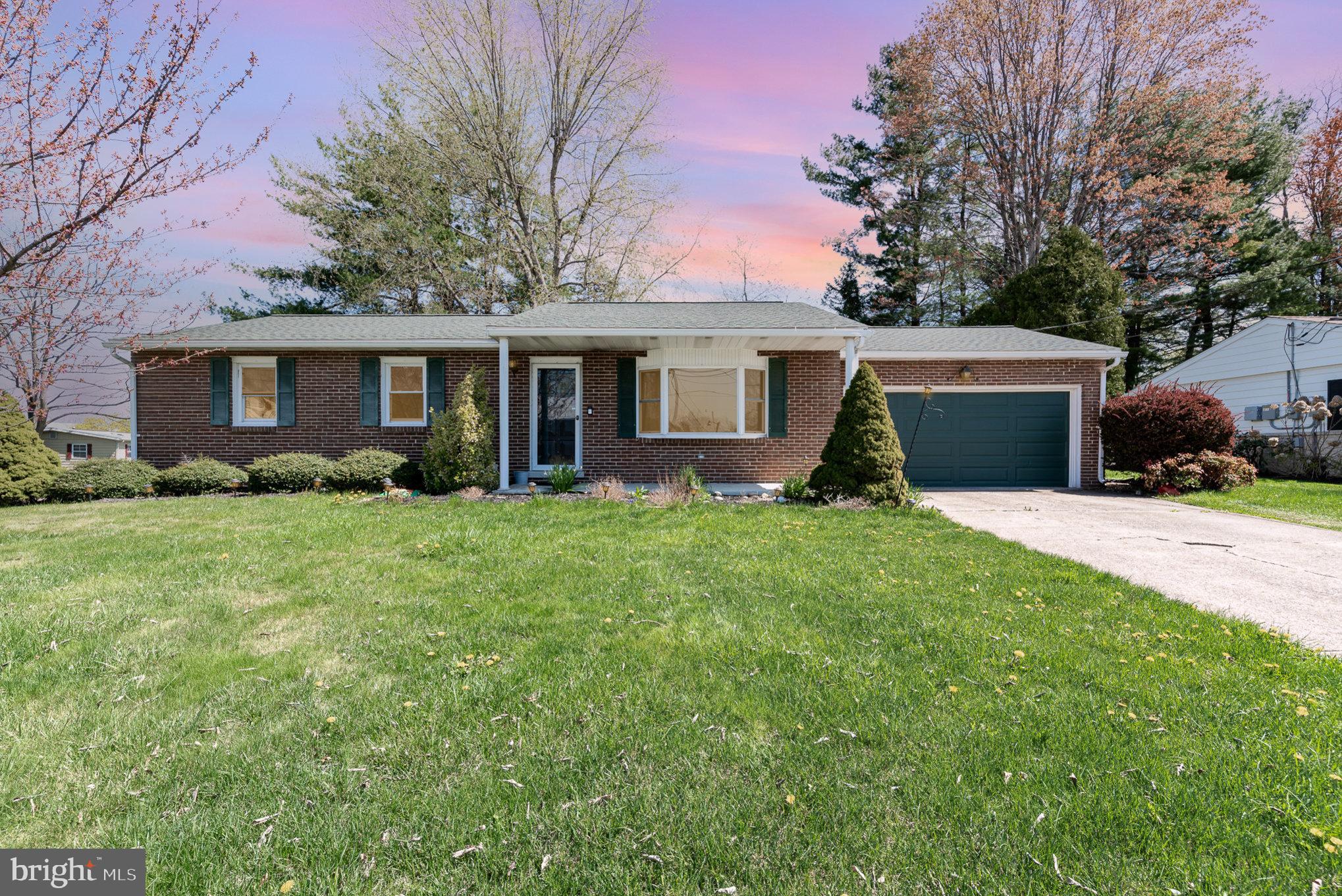 DILLSBURG BORO - Residential