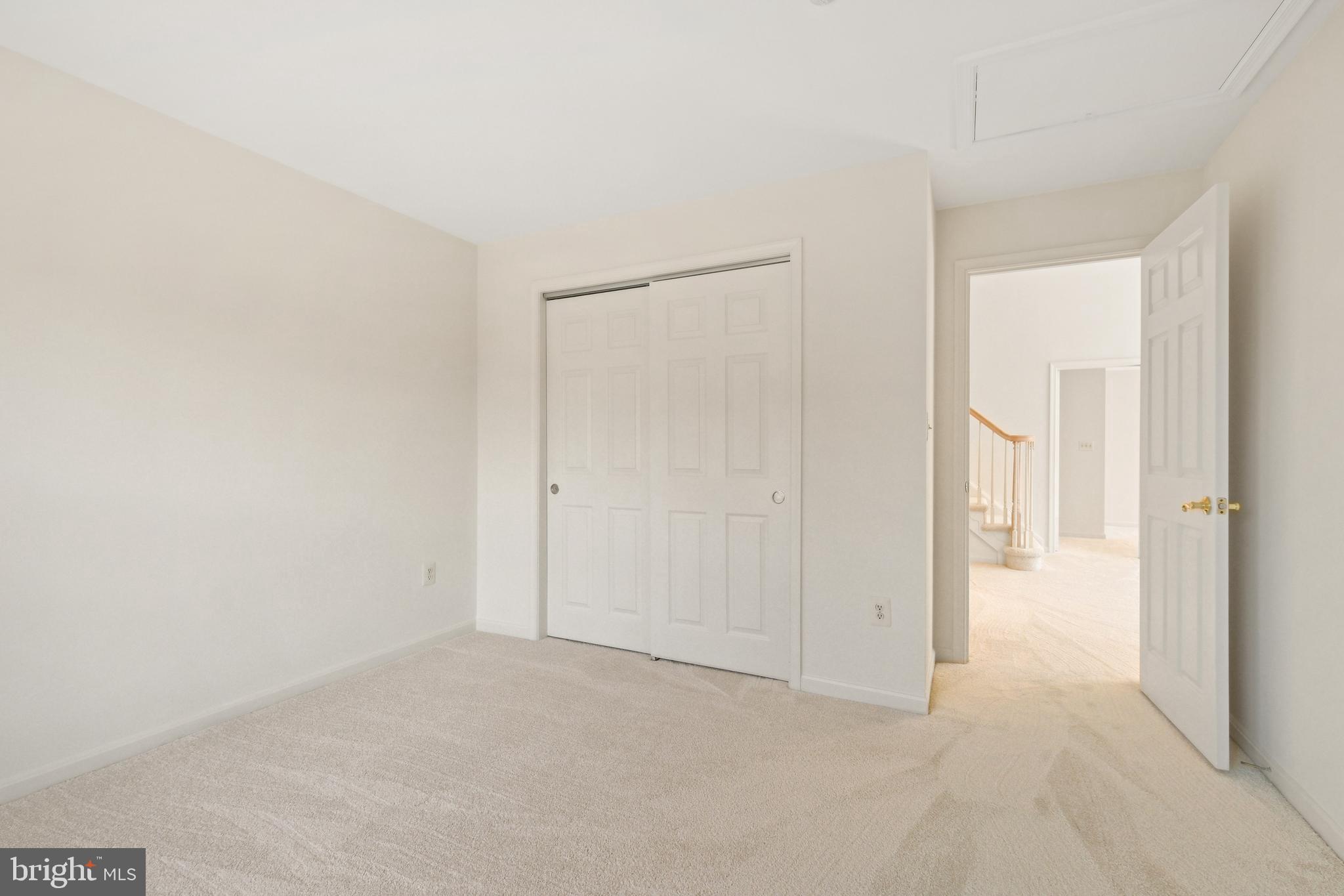 KENTLANDS - Residential