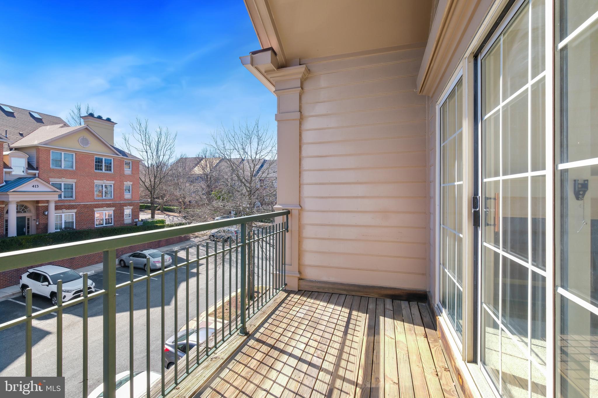 KENTLANDS - Residential