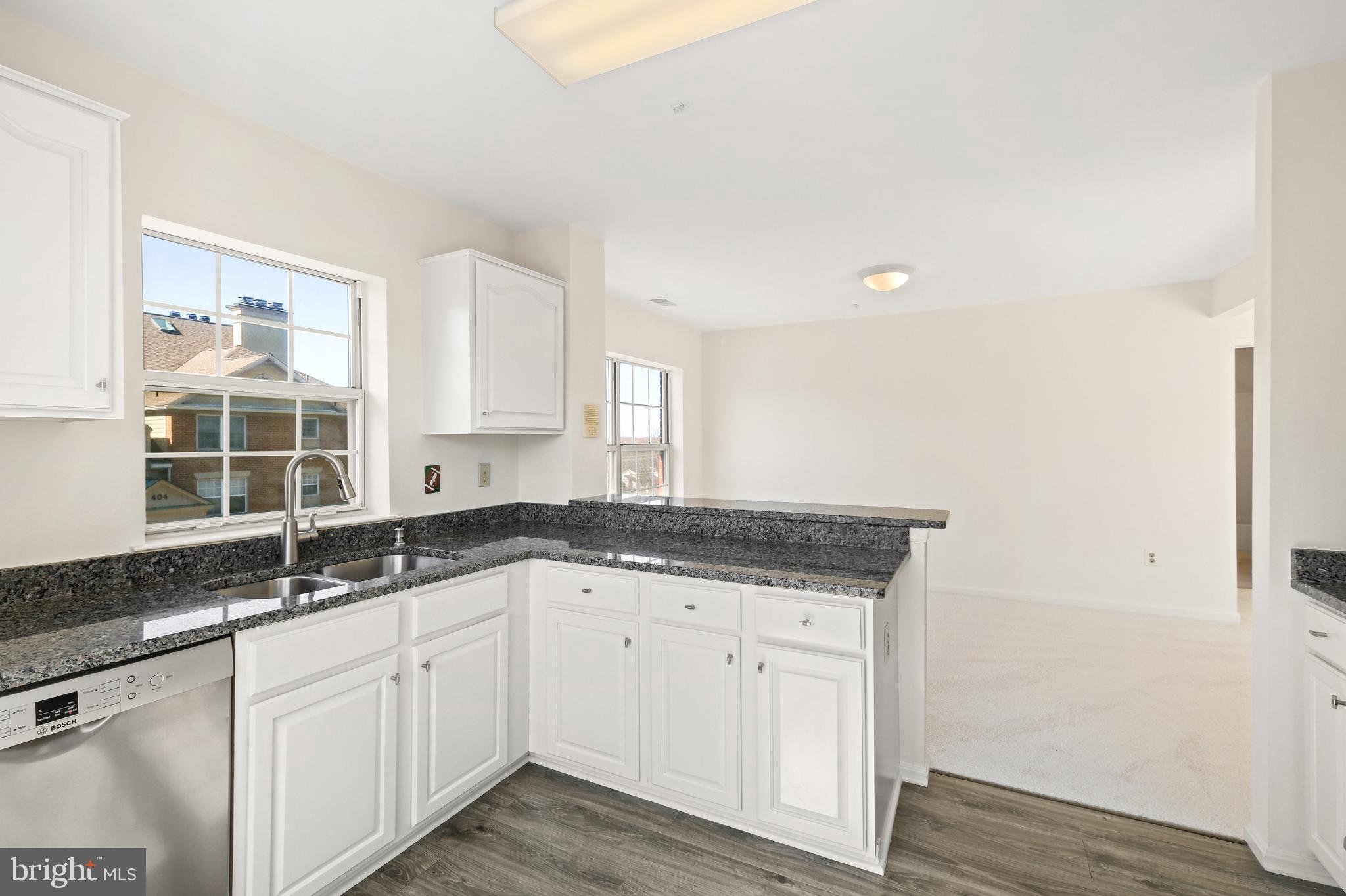 KENTLANDS - Residential