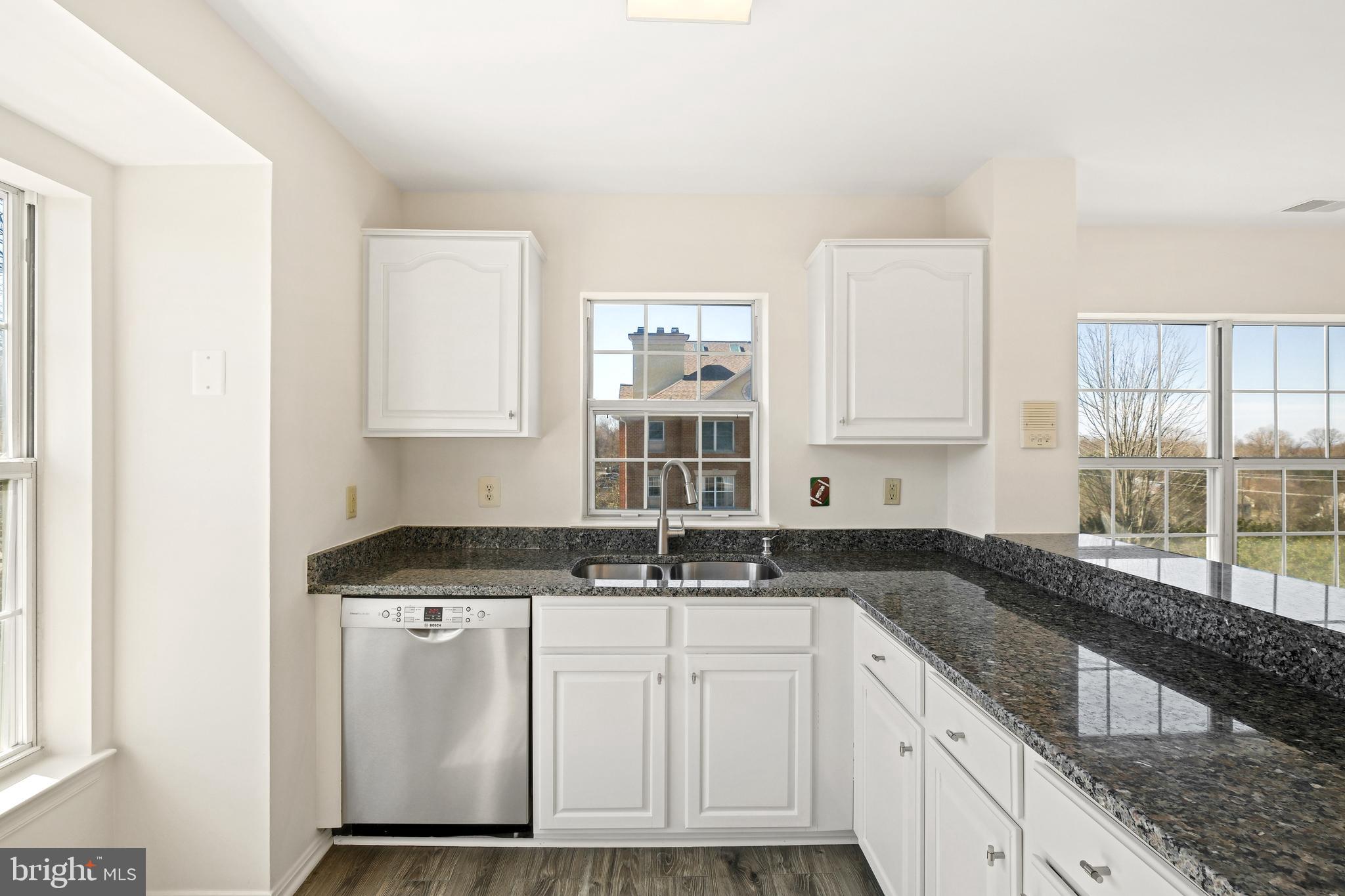 KENTLANDS - Residential