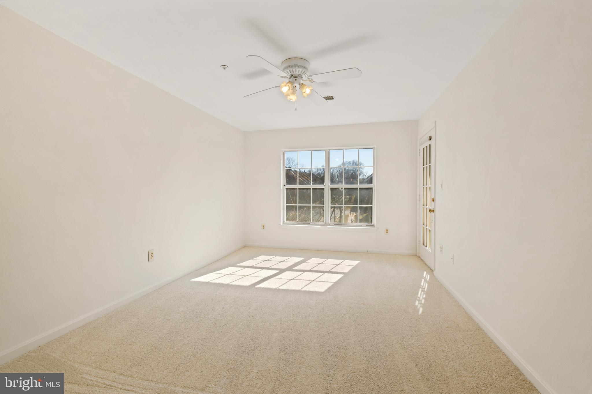 KENTLANDS - Residential