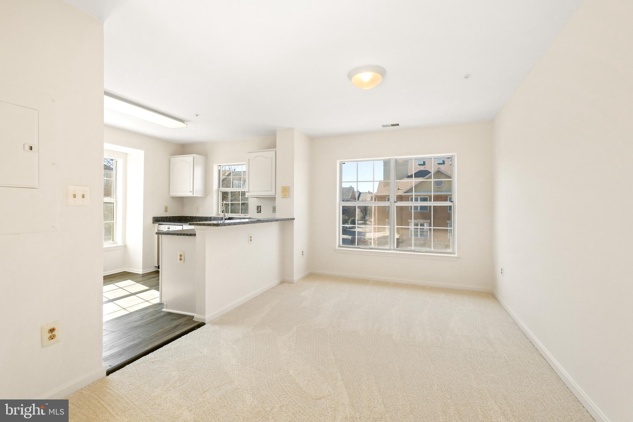 KENTLANDS - Residential