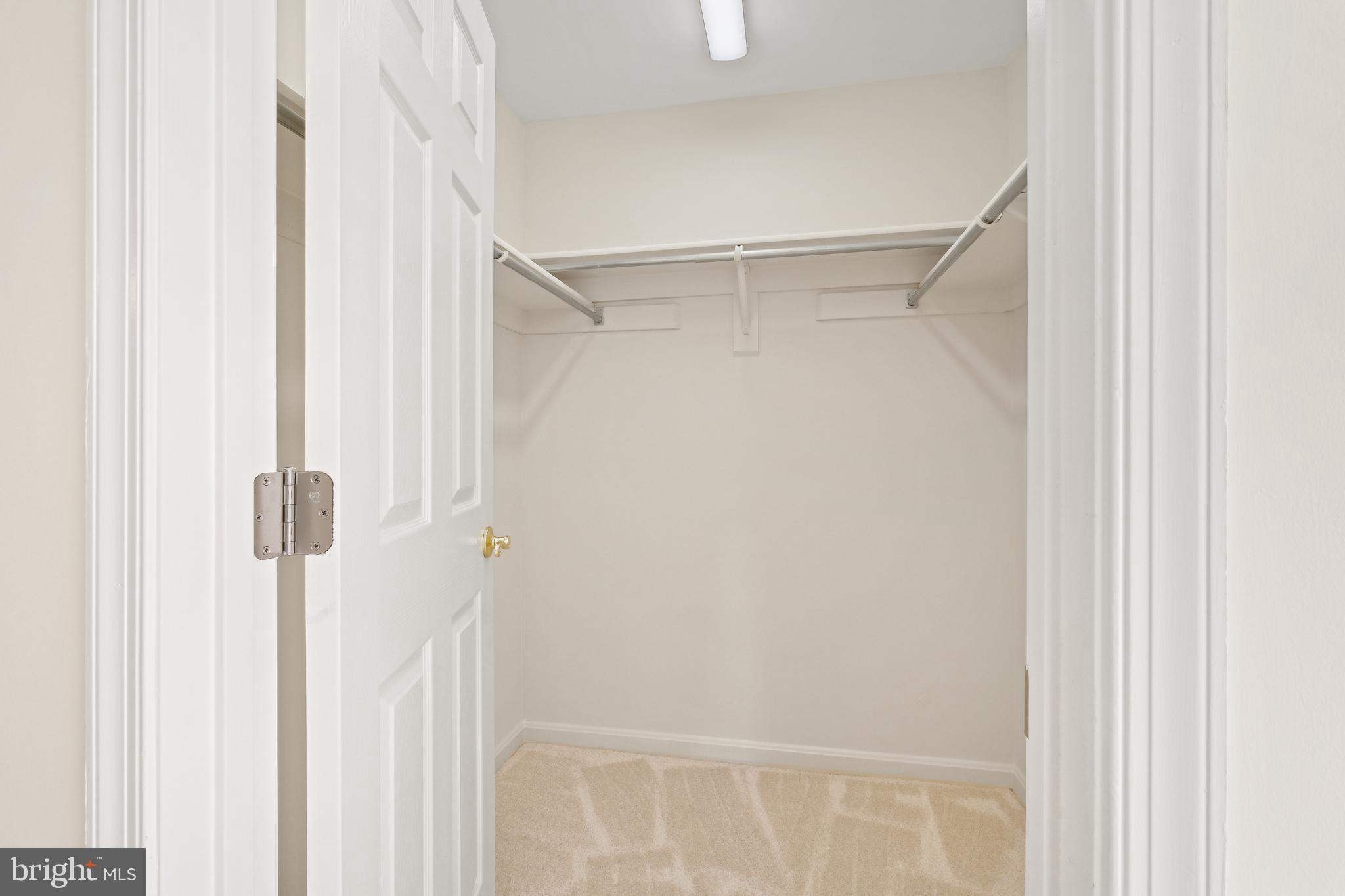 KENTLANDS - Residential