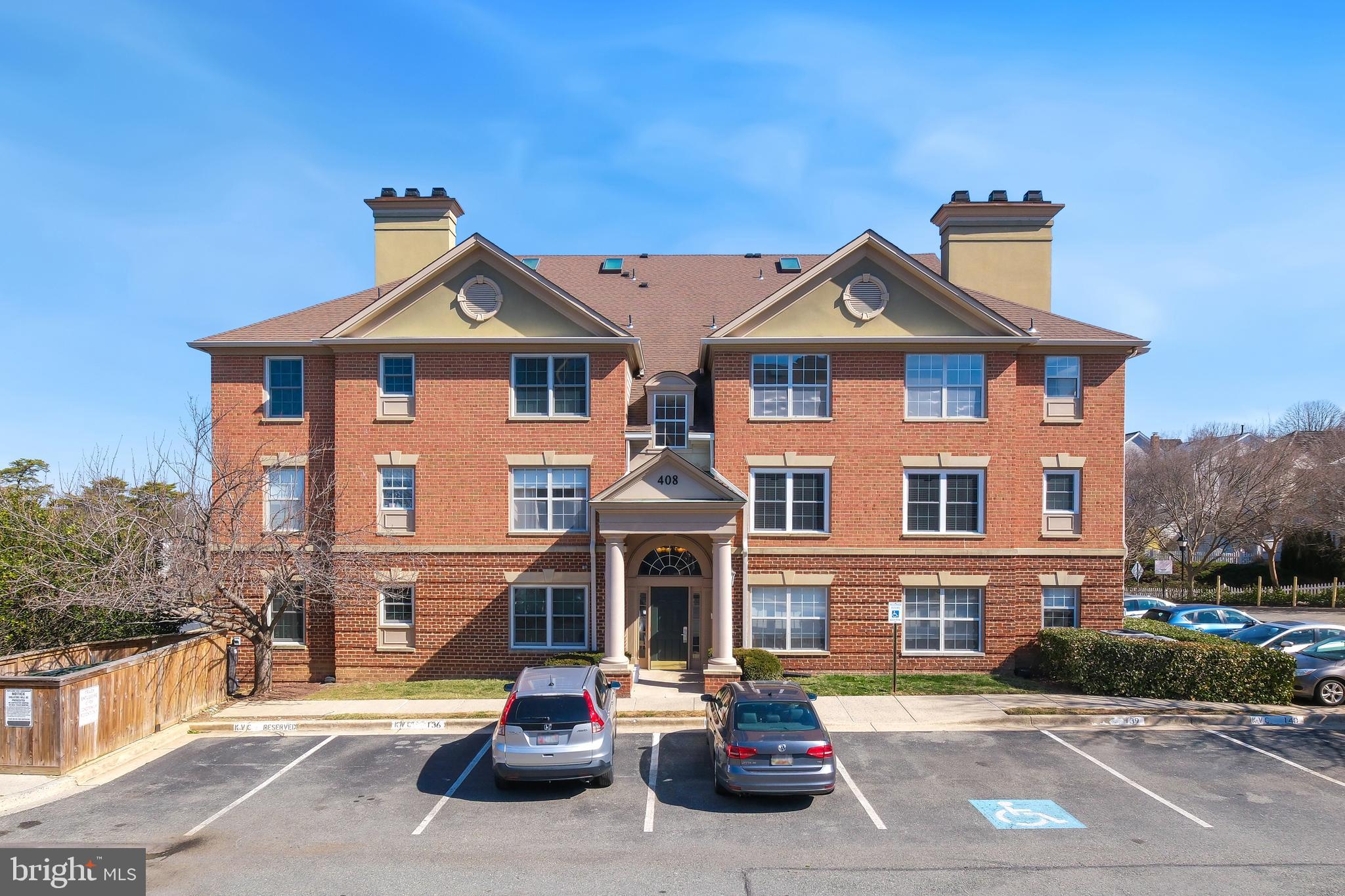 KENTLANDS - Residential