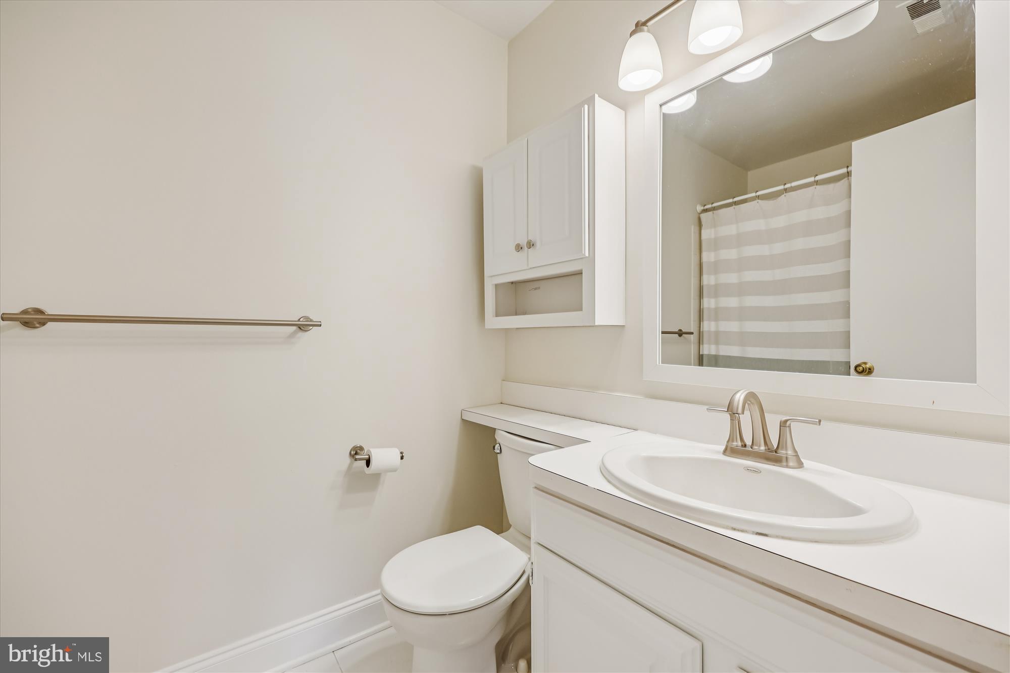 HOMELAND VILLAGE - Residential