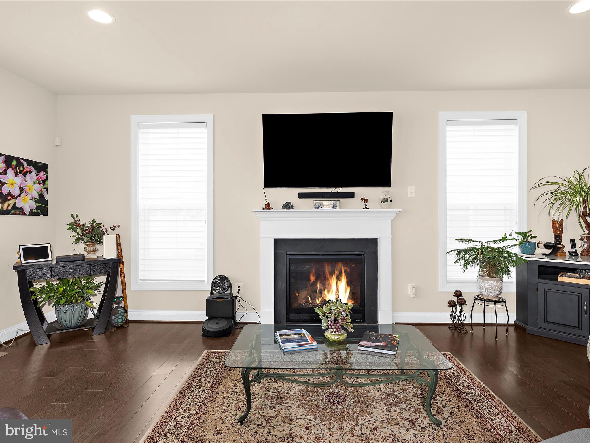 TWO RIVERS - Residential