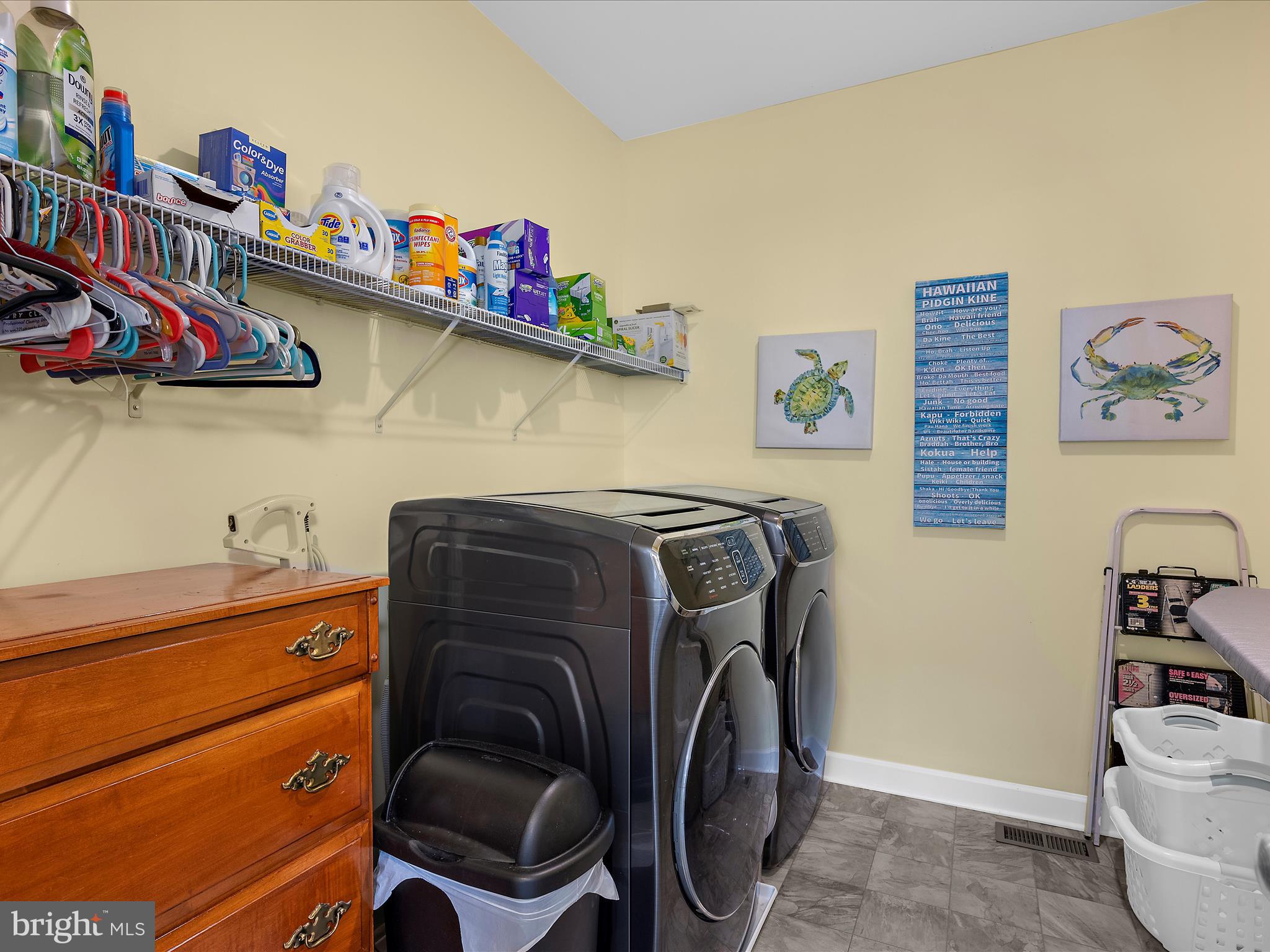 TWO RIVERS - Residential