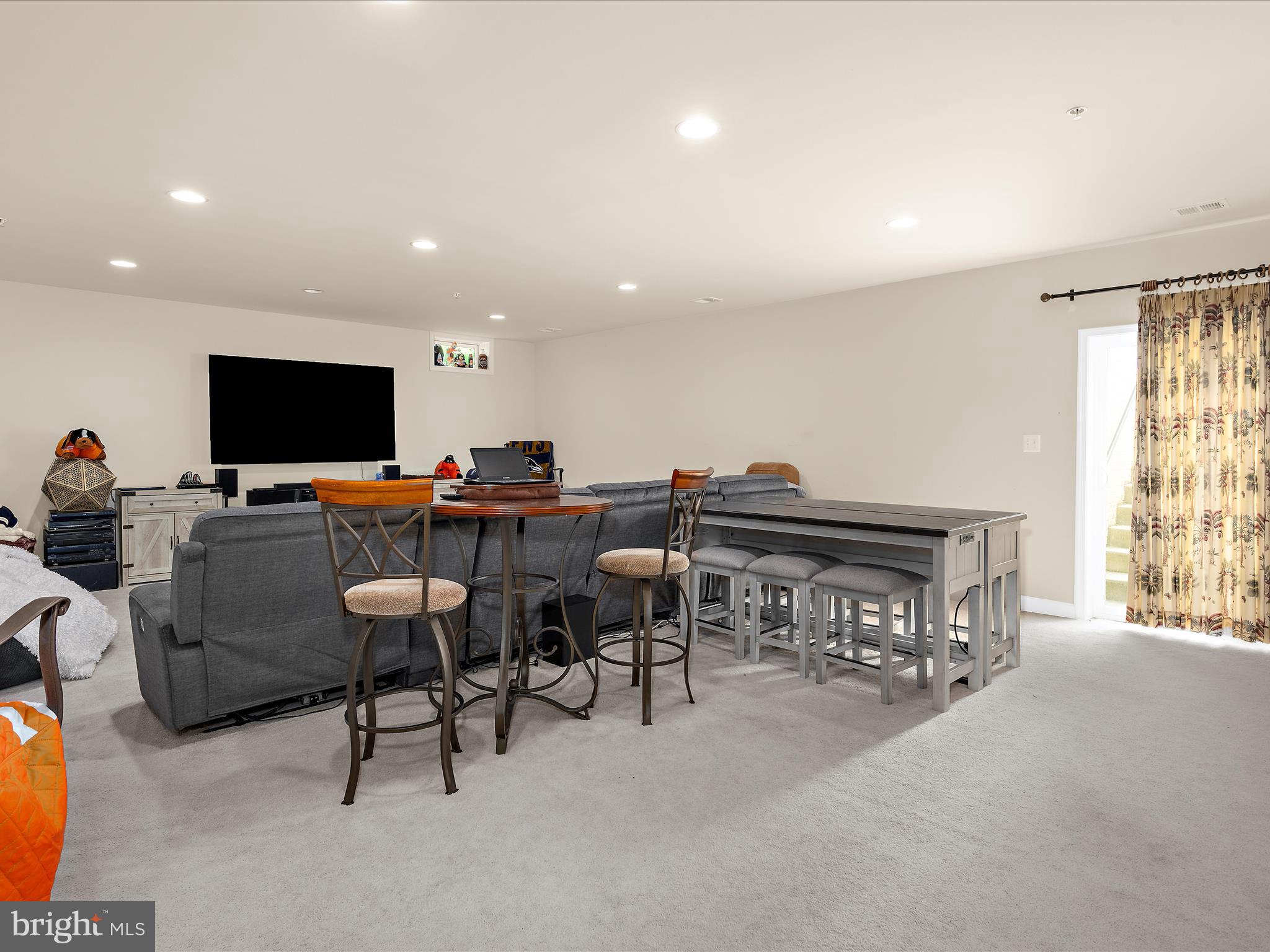 TWO RIVERS - Residential