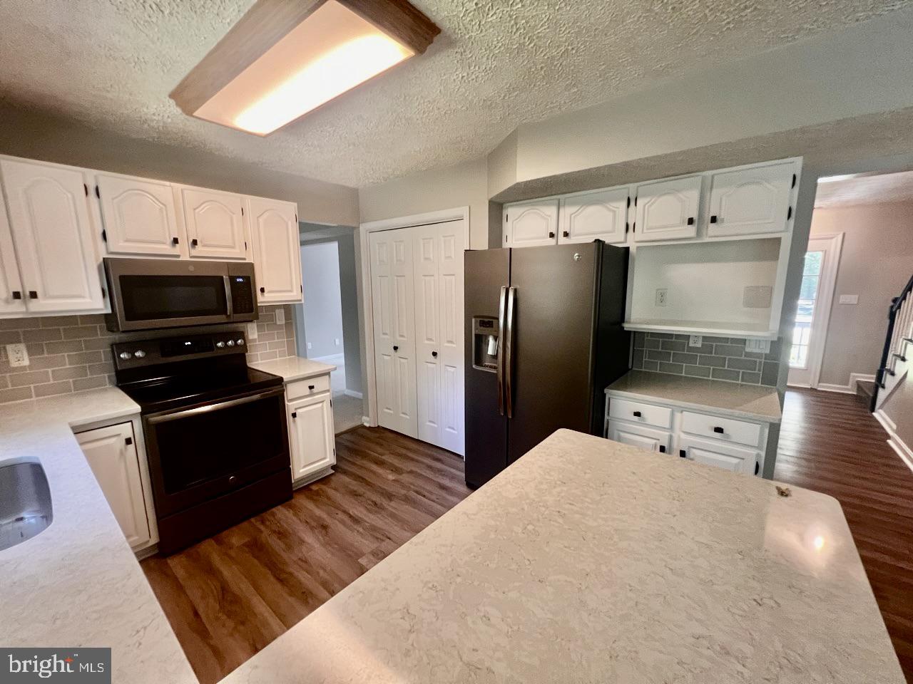 44236 PINE CREEK LANE