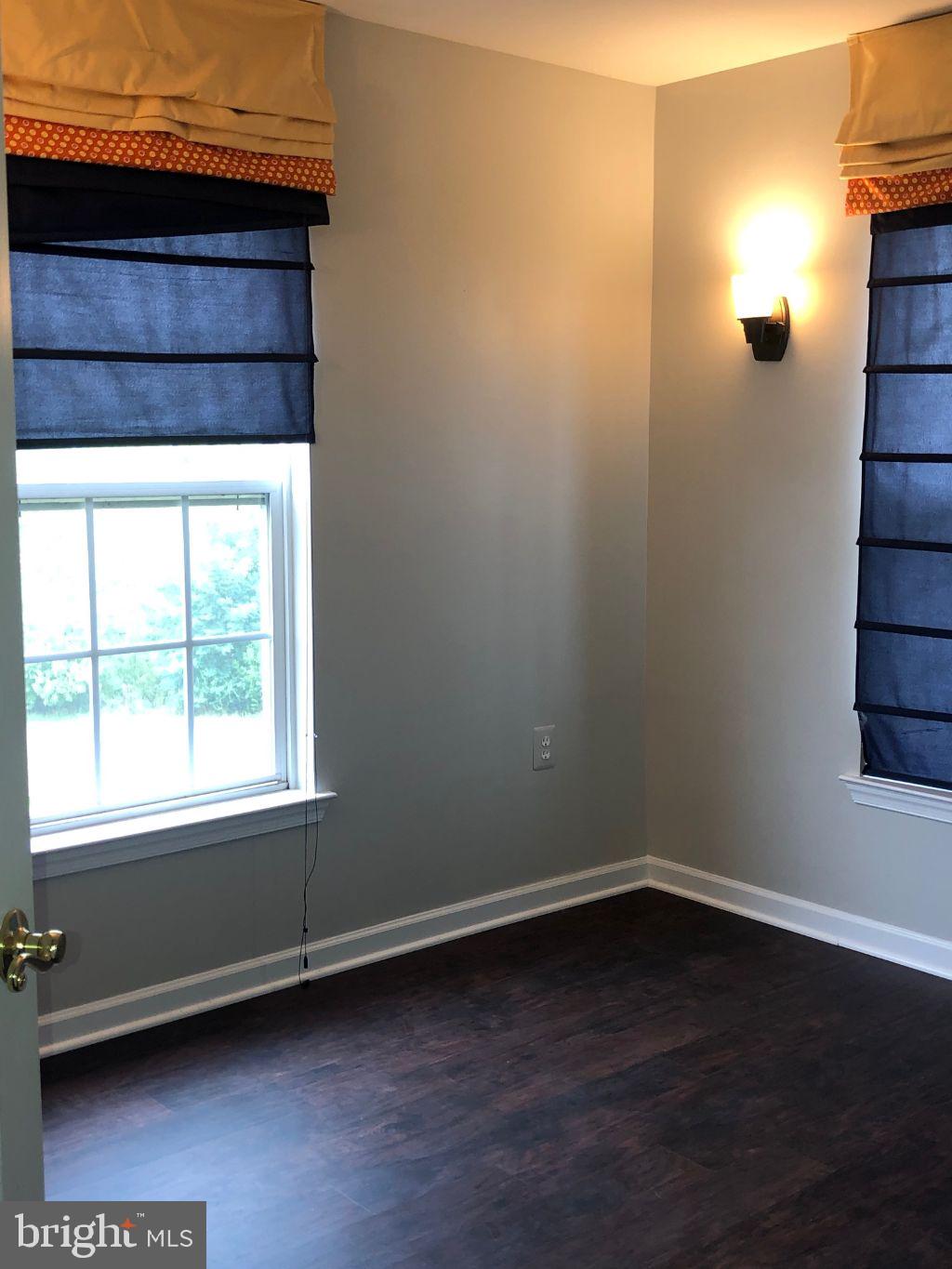 HUNTFIELD - Residential Lease