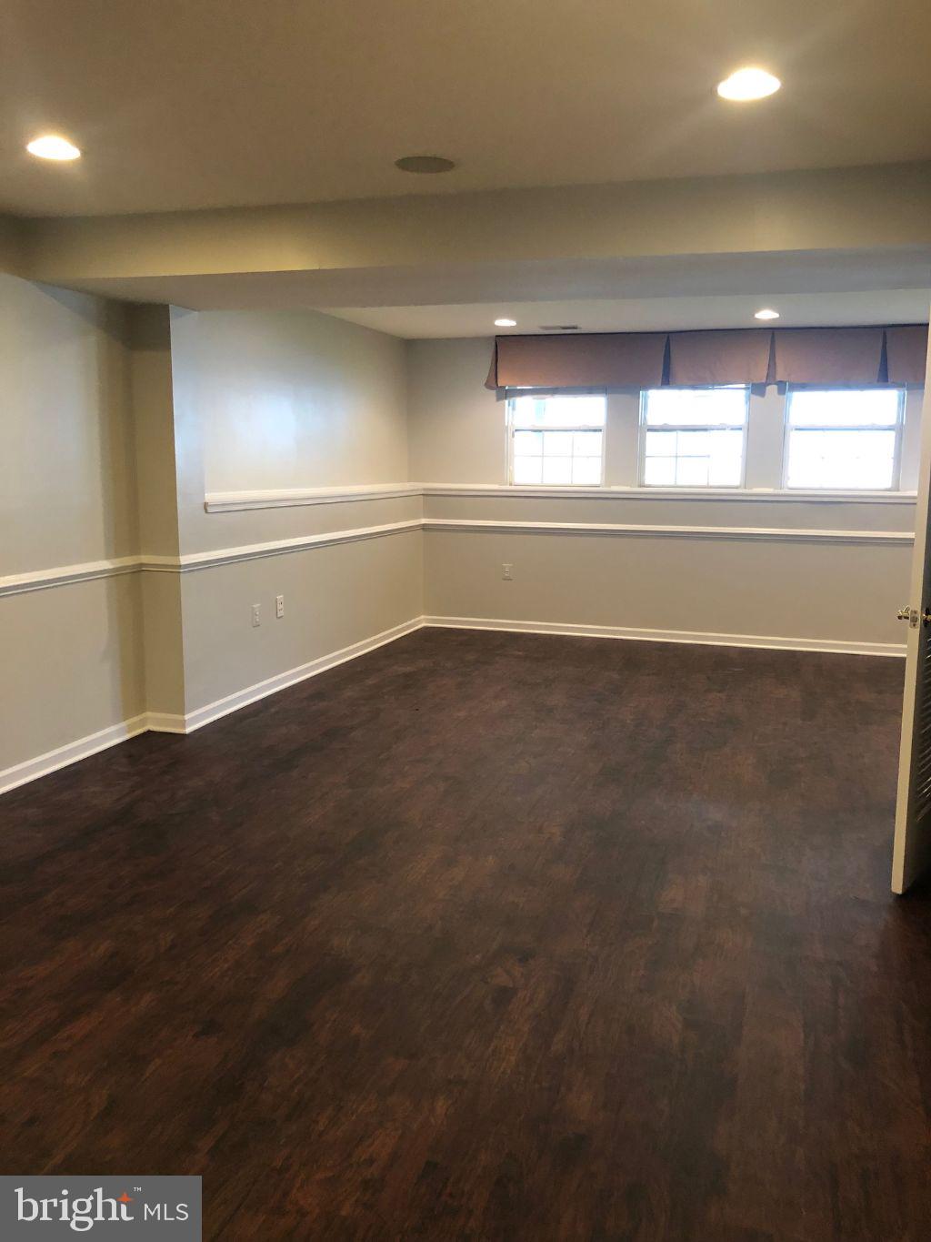 HUNTFIELD - Residential Lease