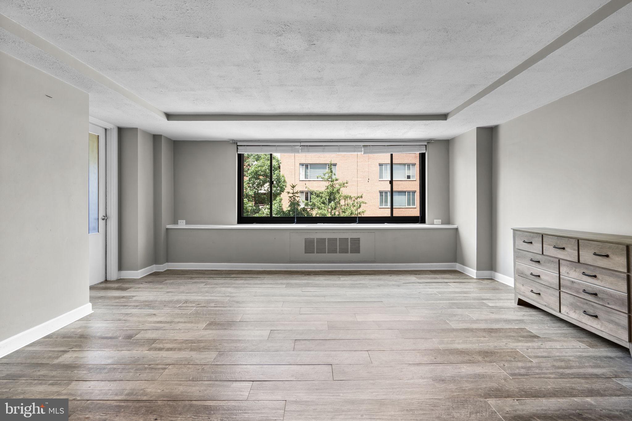 1021 ARLINGTON BOULEVARD 806