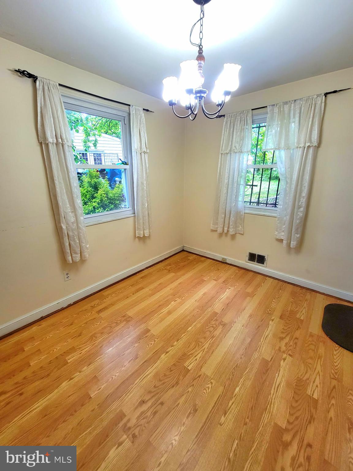 DEFENSE HEIGHTS - Residential