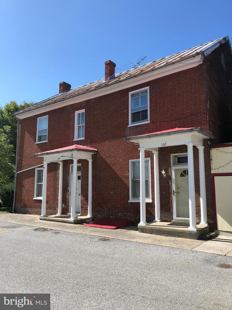 4 Unit Studio Apartment Building in the center of Shepherdstown. Live in one and rent the other units.2 units currently rented and 2 listed for rental.
