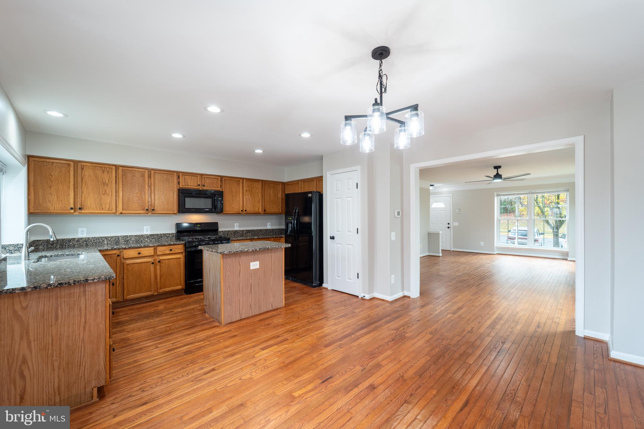 RIDGELEIGH - Residential Lease