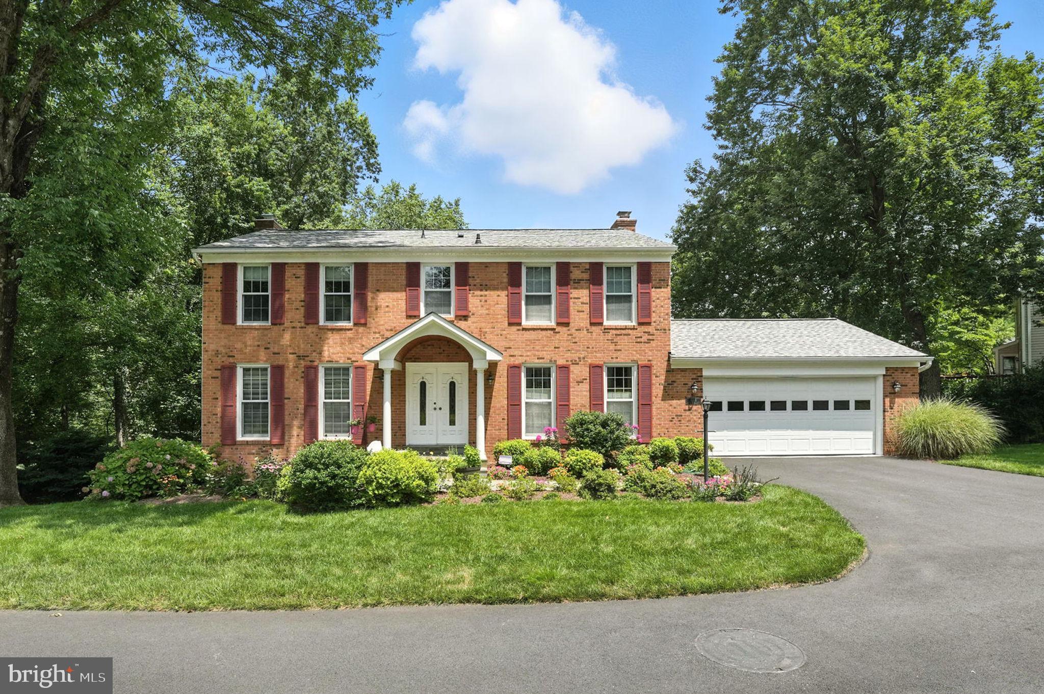 6018 LINCOLNWOOD COURT