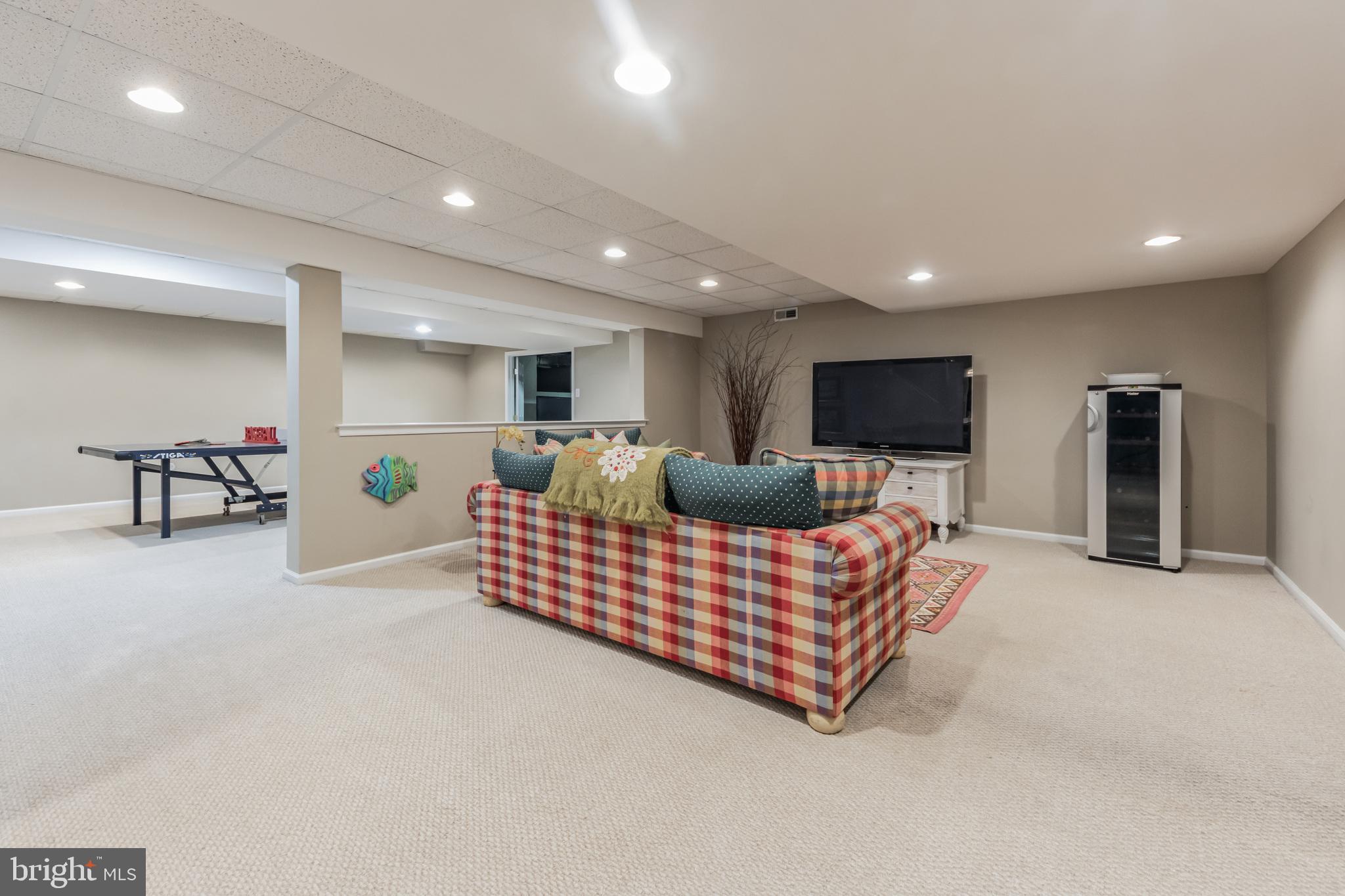 FOREST HILL - Residential