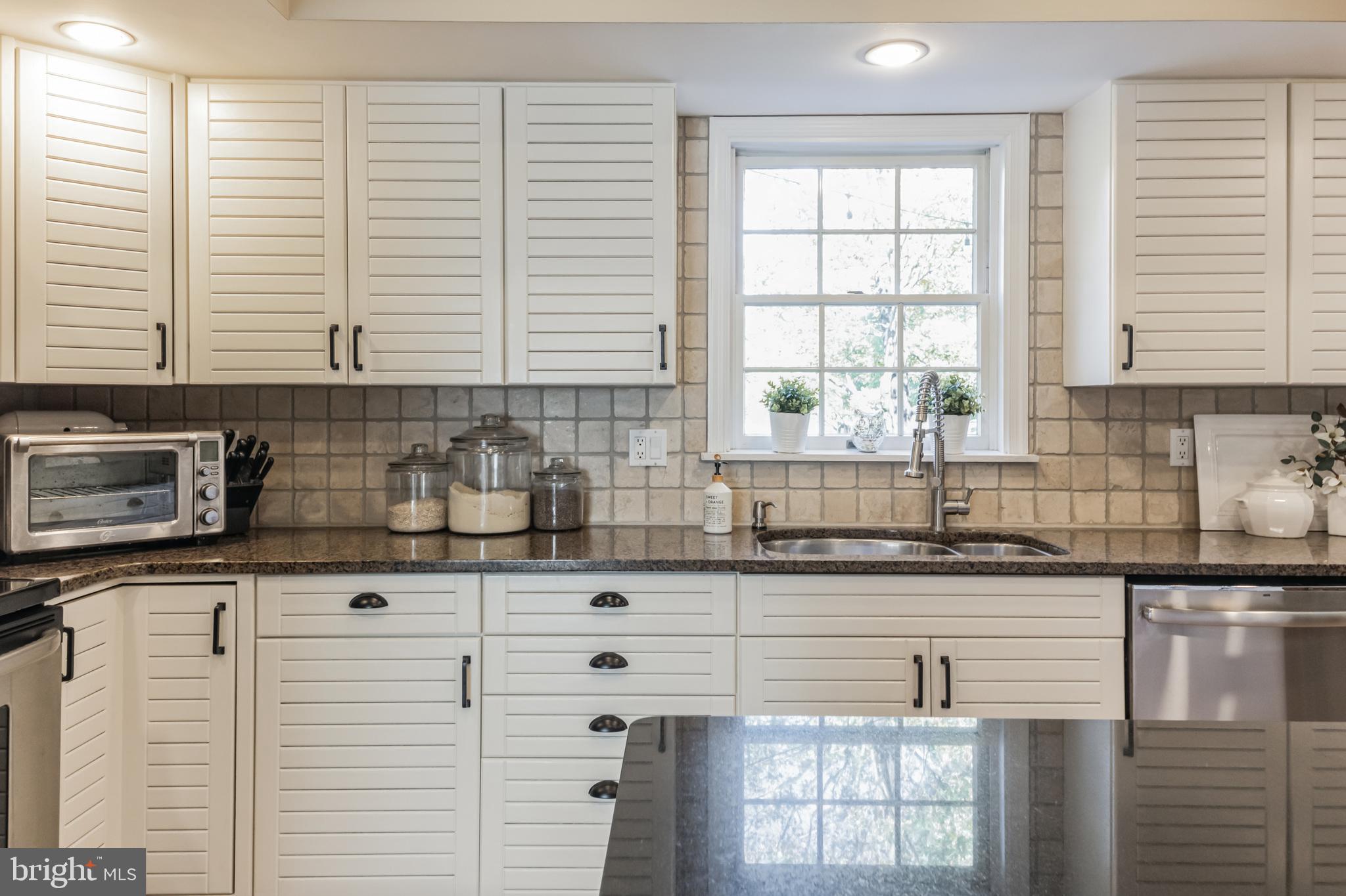 FOREST HILL - Residential