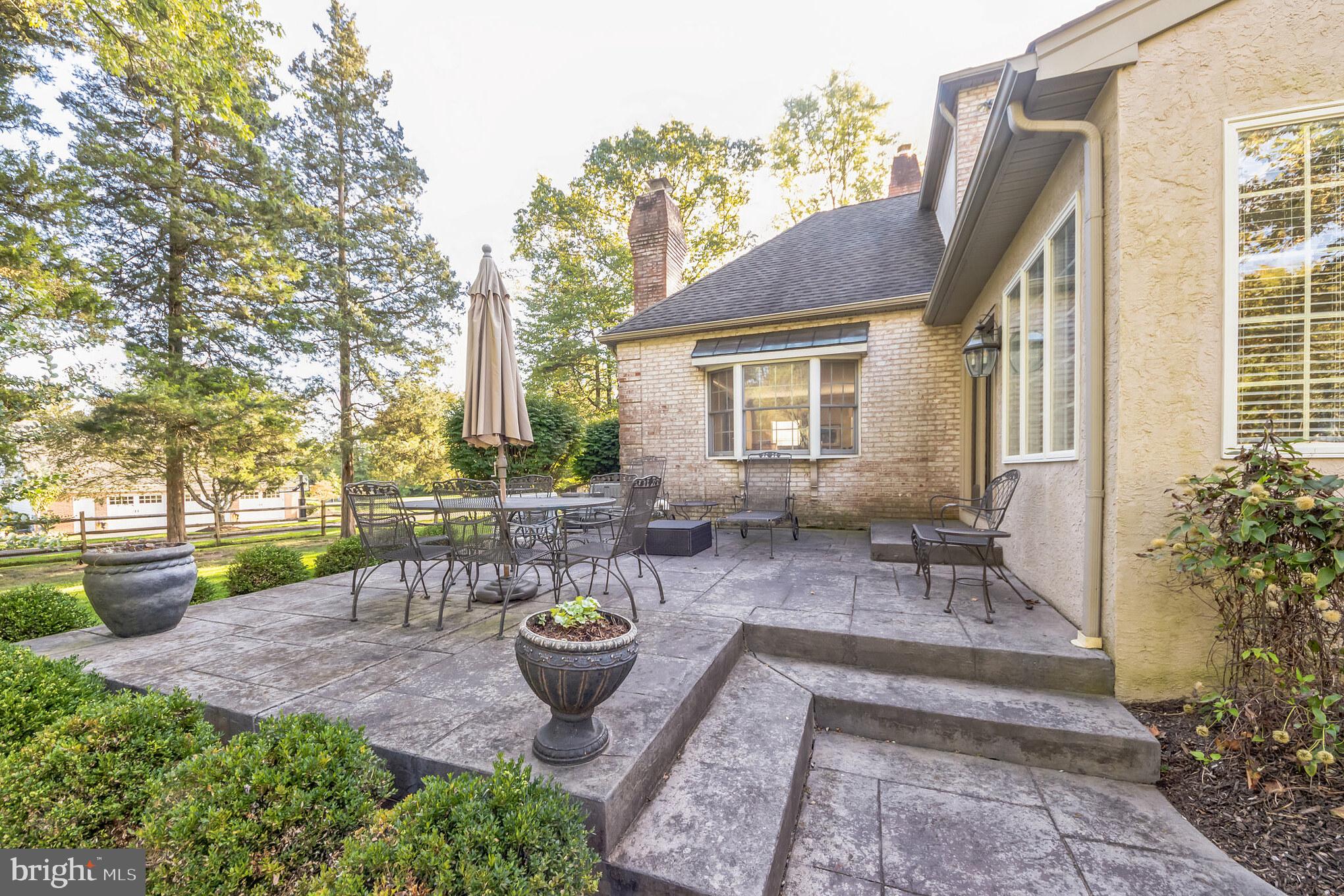 FOREST HILL - Residential