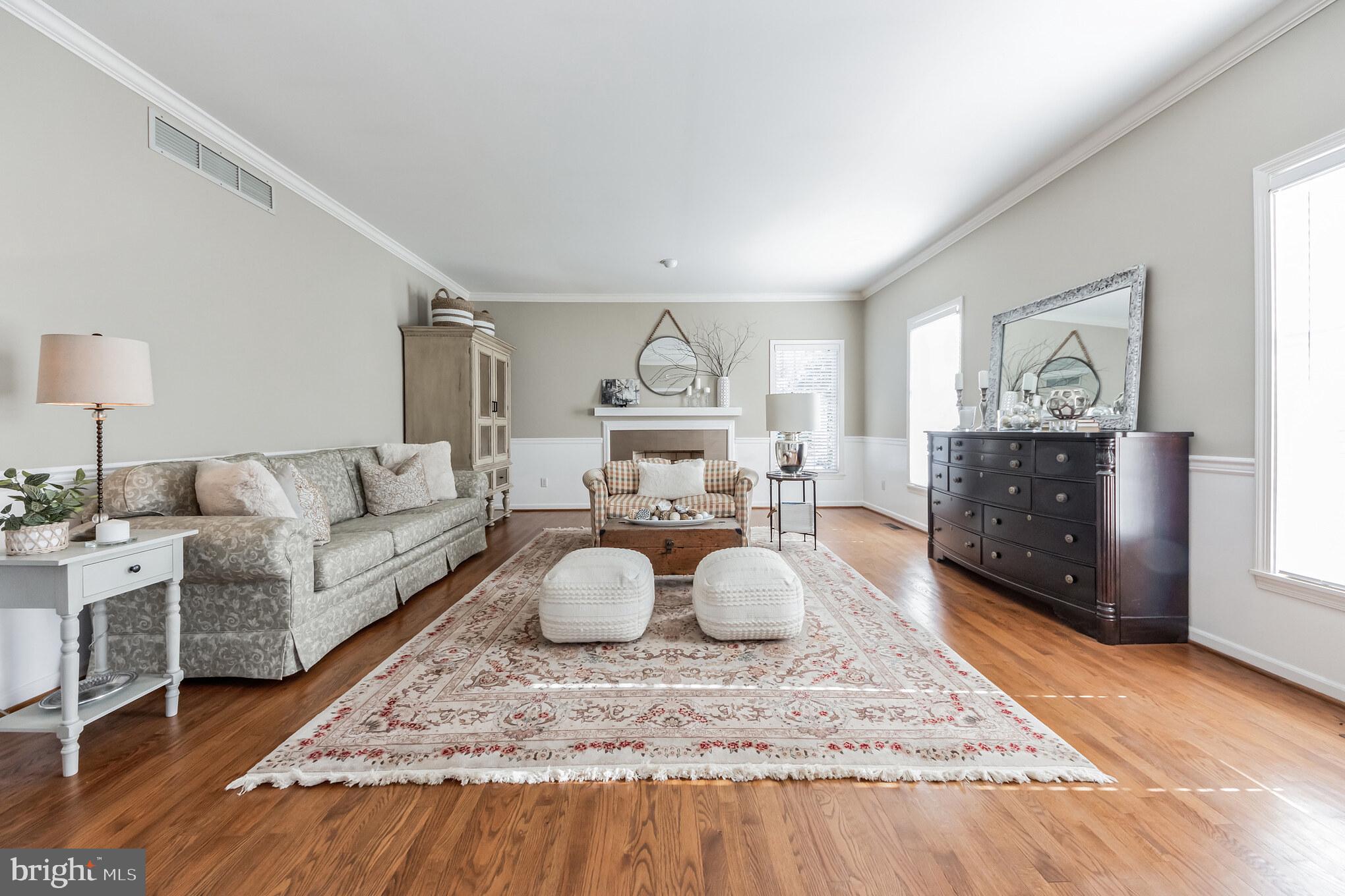 FOREST HILL - Residential