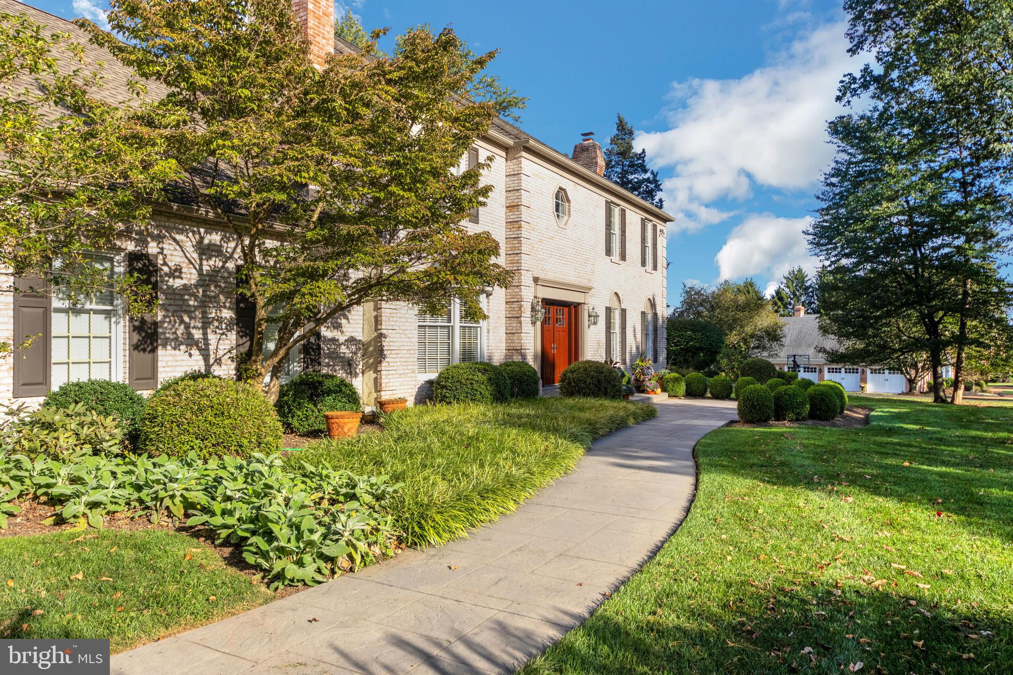 FOREST HILL - Residential