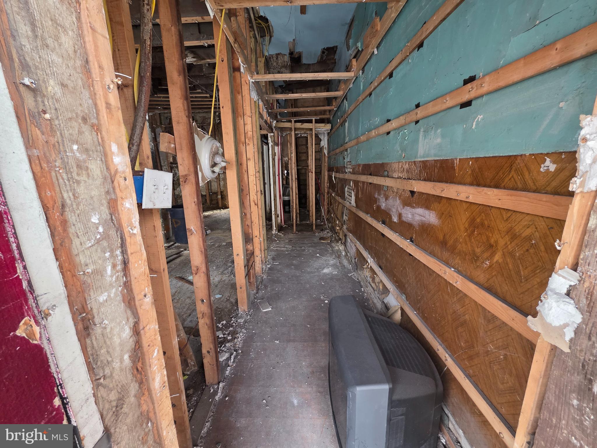 ASHLAND - Residential