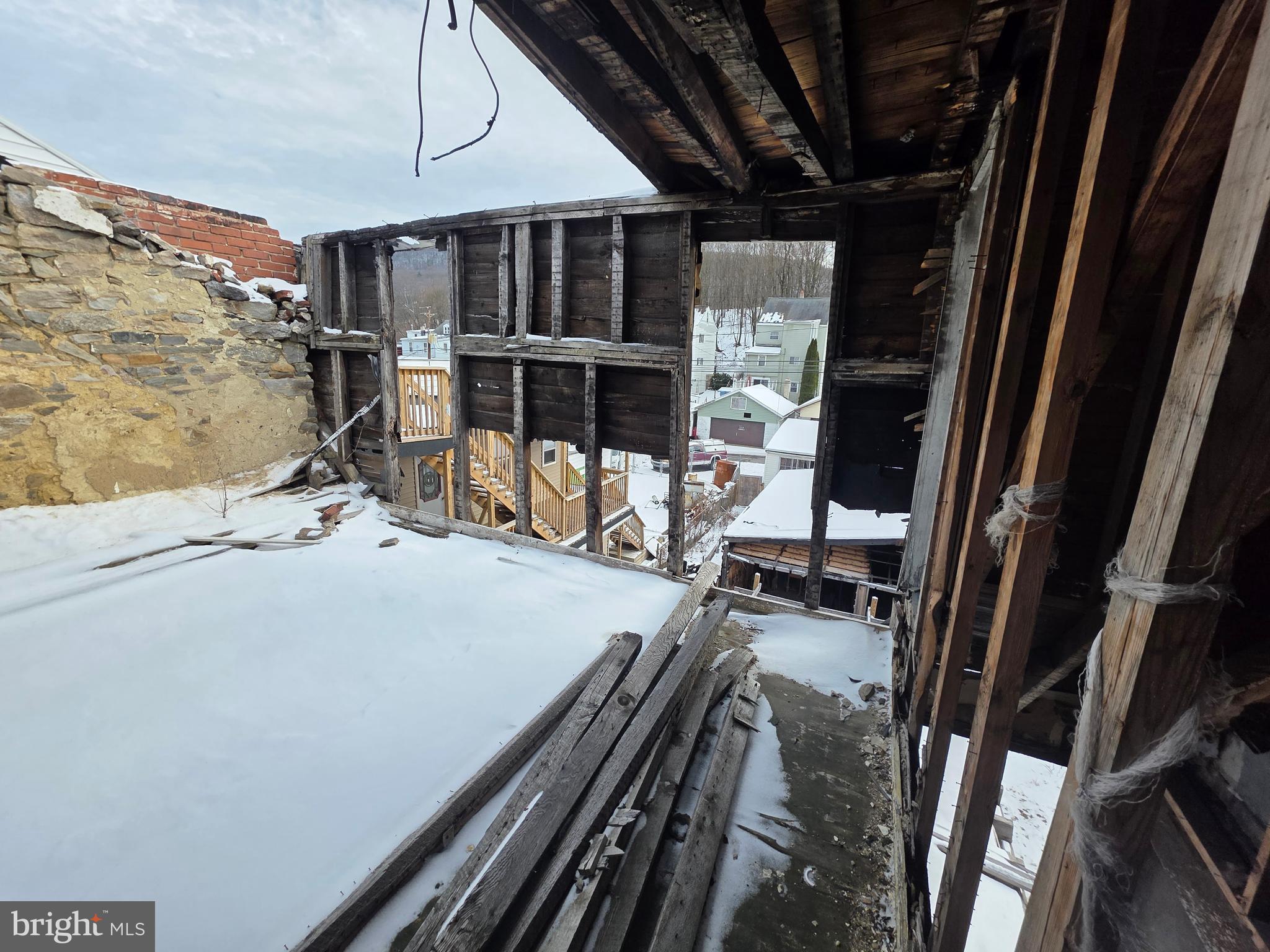 ASHLAND - Residential