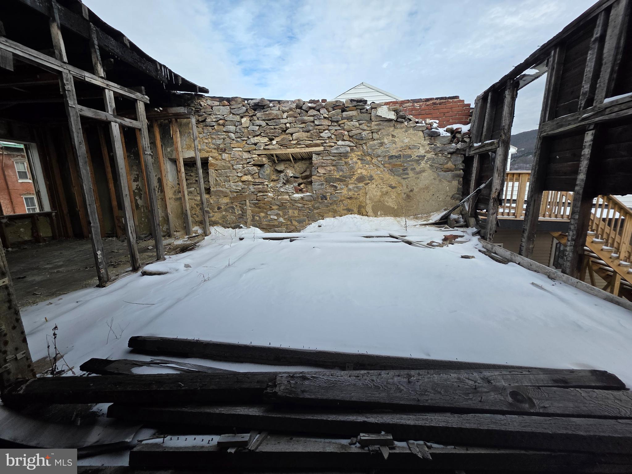 ASHLAND - Residential