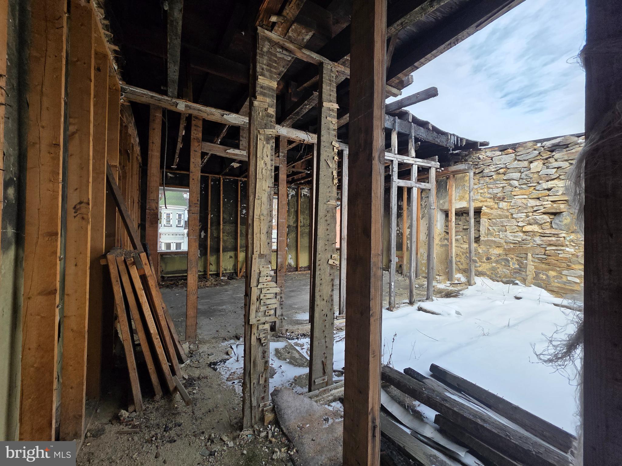 ASHLAND - Residential