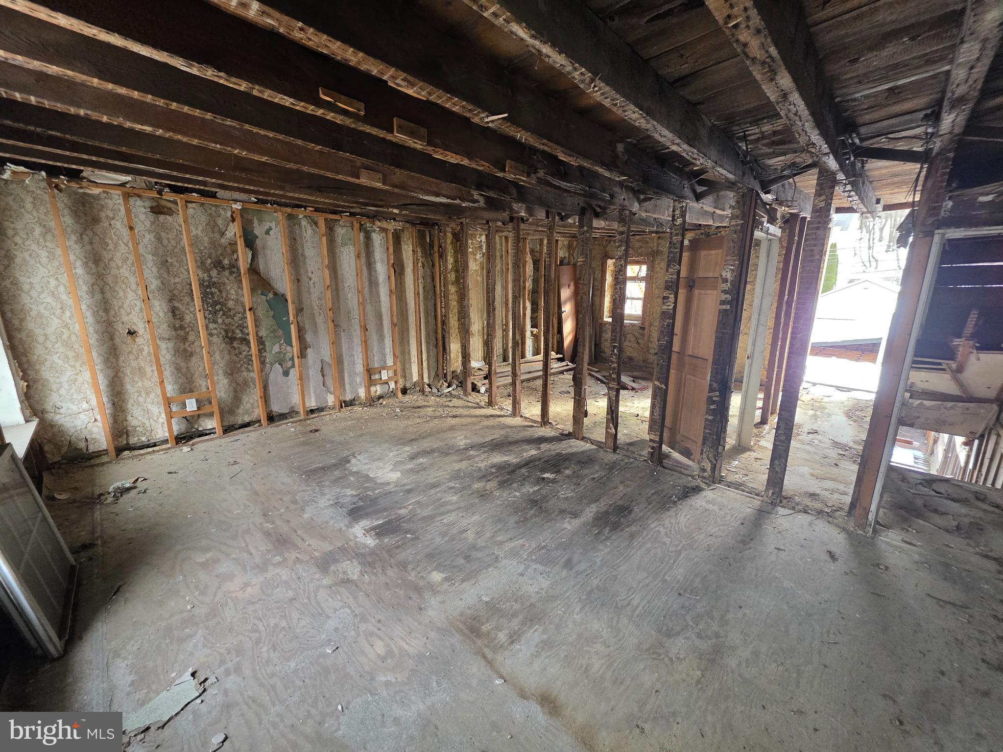 ASHLAND - Residential